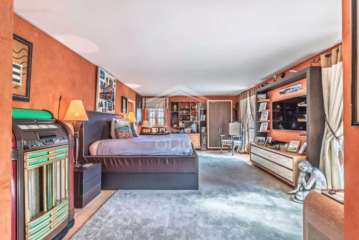 Maison à MOUGINS