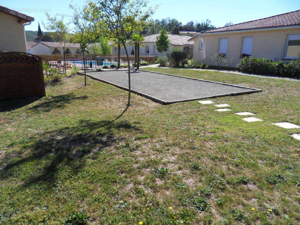 boulodrome - Maison à SALIES-DU-SALAT