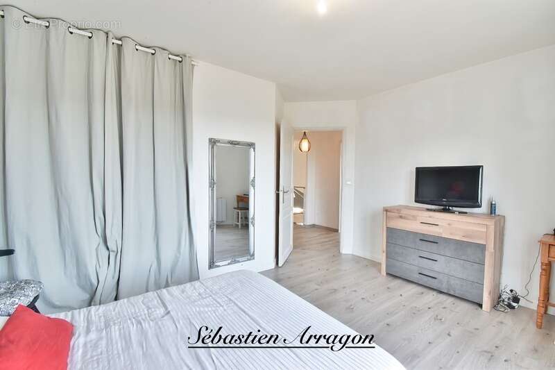 Villa contemporaine 250 m² – 5 chambres – 3 hectares – piscine 18 m – Villeneuve-sur-Lot (47) - photo 17