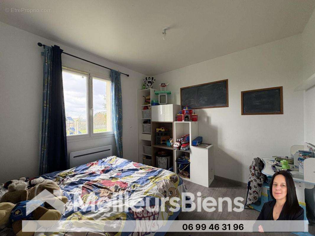 Maison à MONTLIEU-LA-GARDE