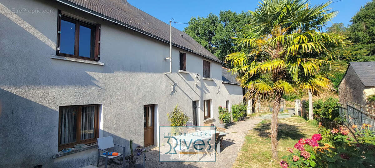 Maison ancienne à rénover 3 ch + grange et dépendance - photo 2