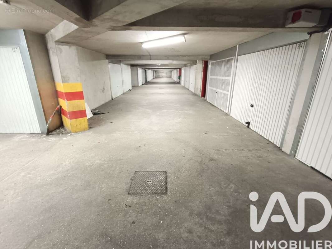 Parking 14 m² à Montreuil  - photo 5