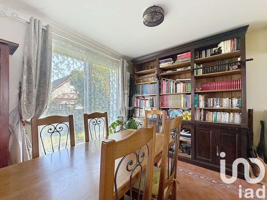 Photo 4 - Maison à SARTROUVILLE