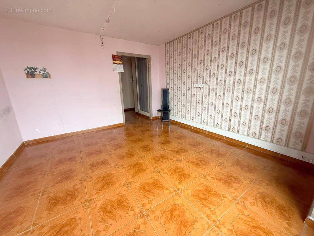 Appartement à EPINAY-SUR-SEINE