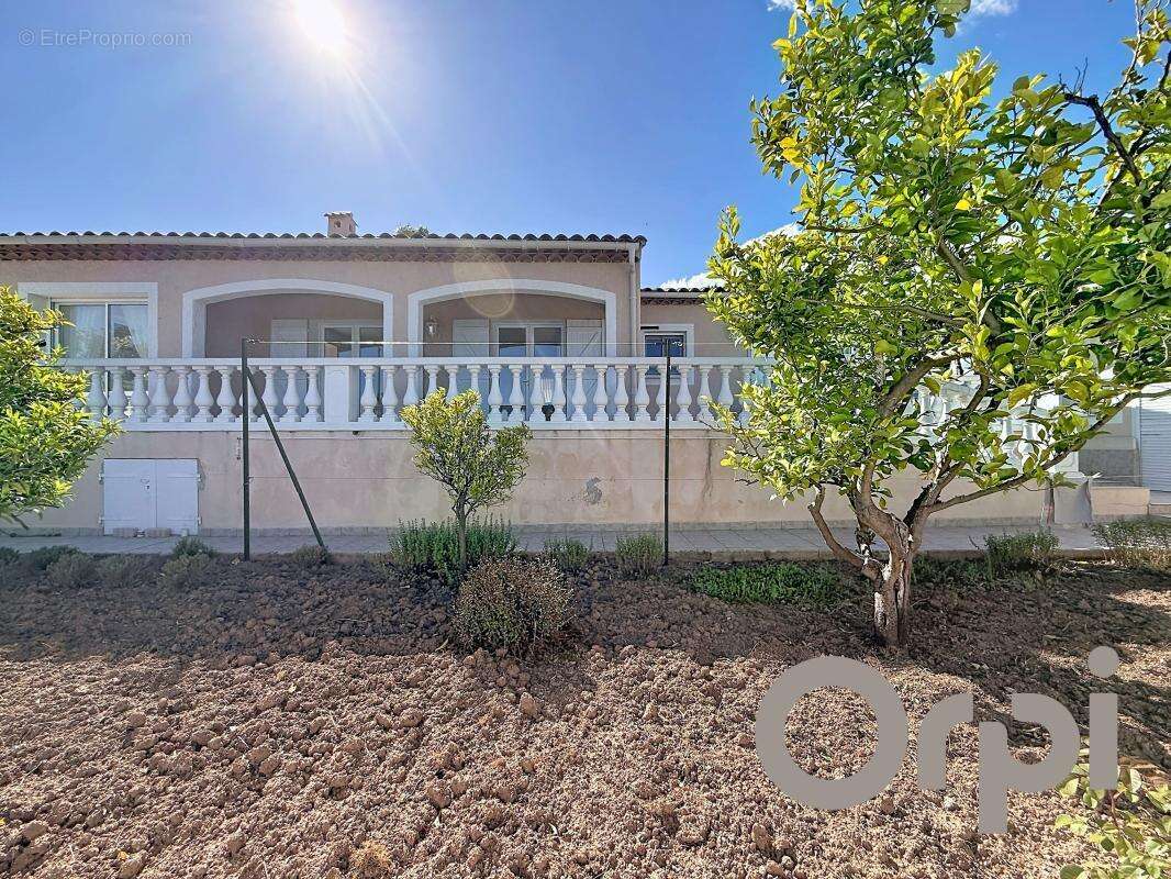 Maison à FREJUS