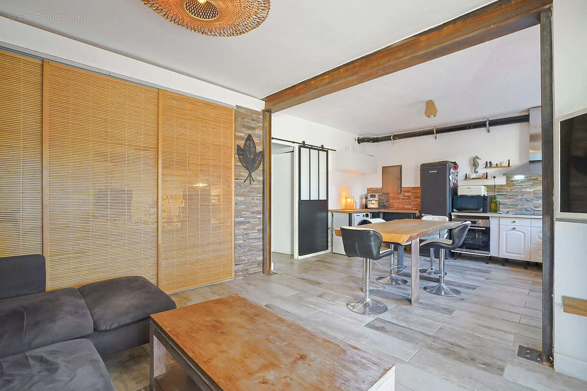 Appartement à HYERES