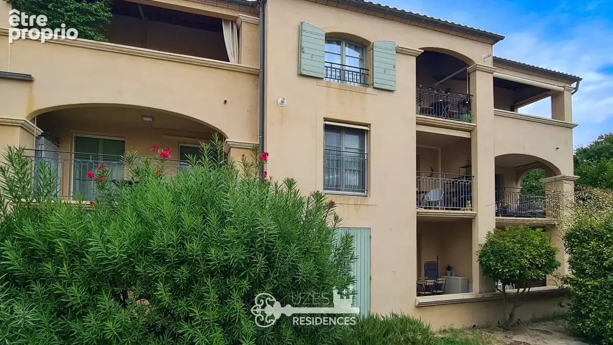 Appartement 3 chambres avec terrasse et vues verdoyantes à Uzès - photo 7
