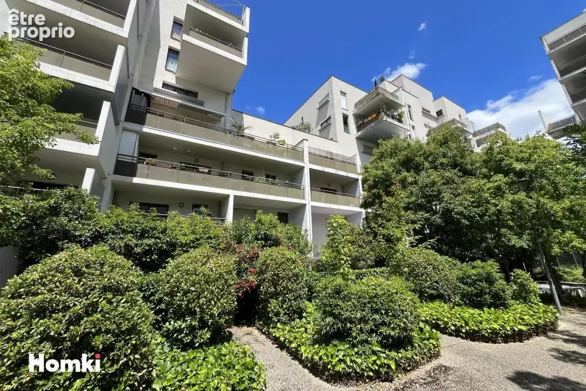 Appartement à LYON-9E