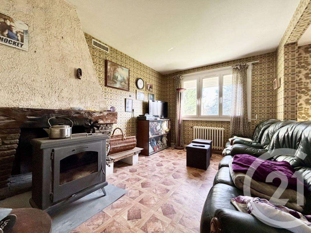 Maison à COGNAC-LA-FORET
