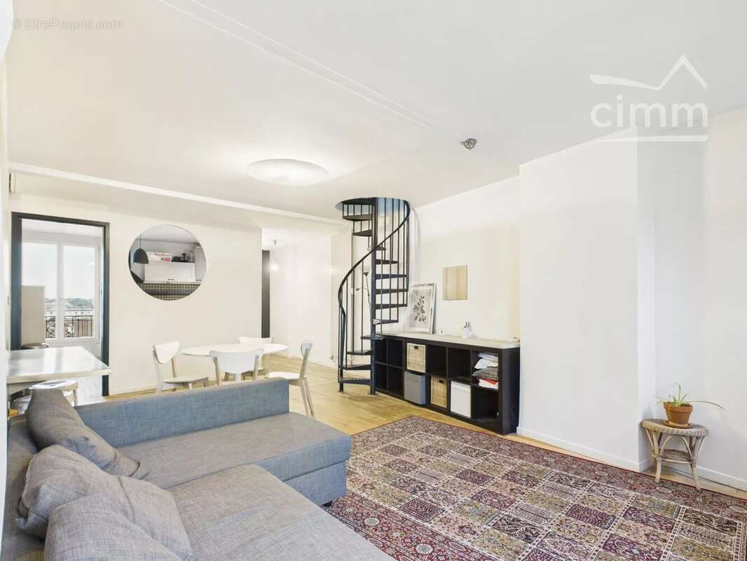 Appartement à NANTERRE