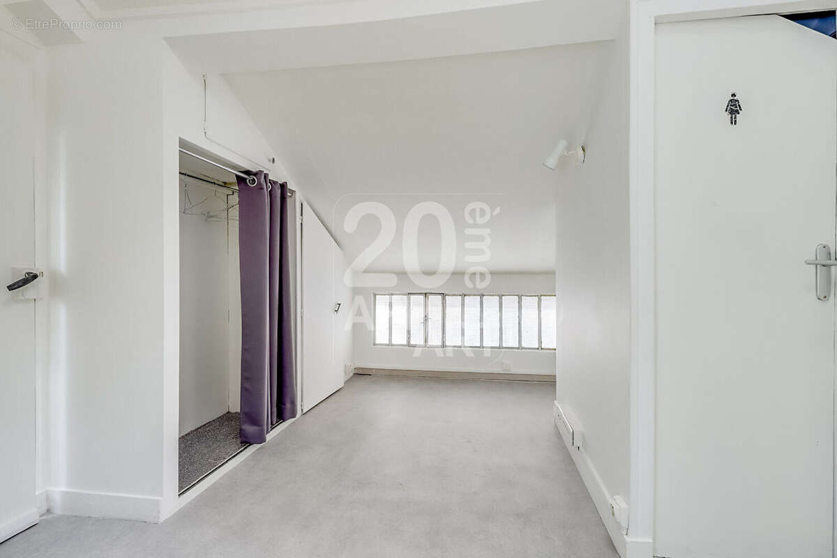 Appartement à PARIS-20E
