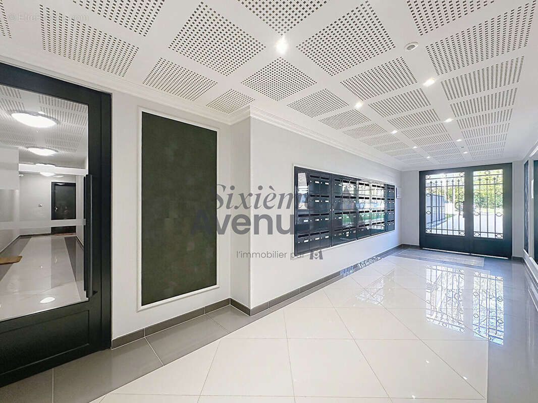 Appartement à EMERAINVILLE