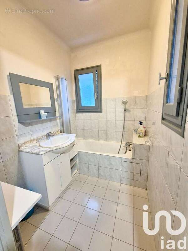 Photo 9 - Maison à SAINT-ETIENNE