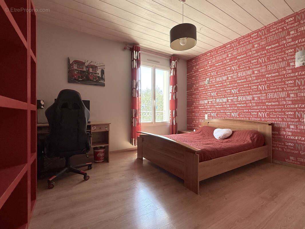 Mouzillon, centre-bourg - maison 5 chambres - grand sous-sol - jardin - photo 15