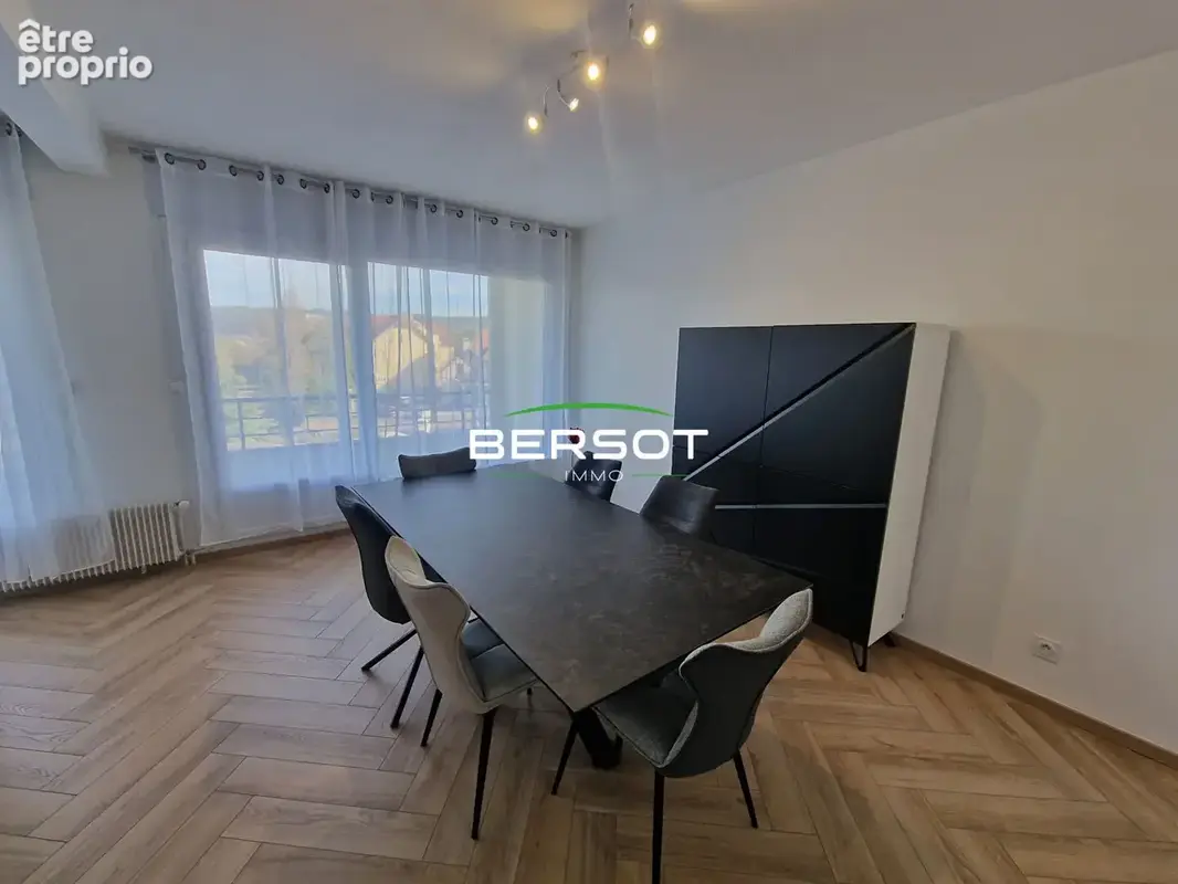 Appartement T4 à Besançon de 92 m² entièrement rénové - photo 4