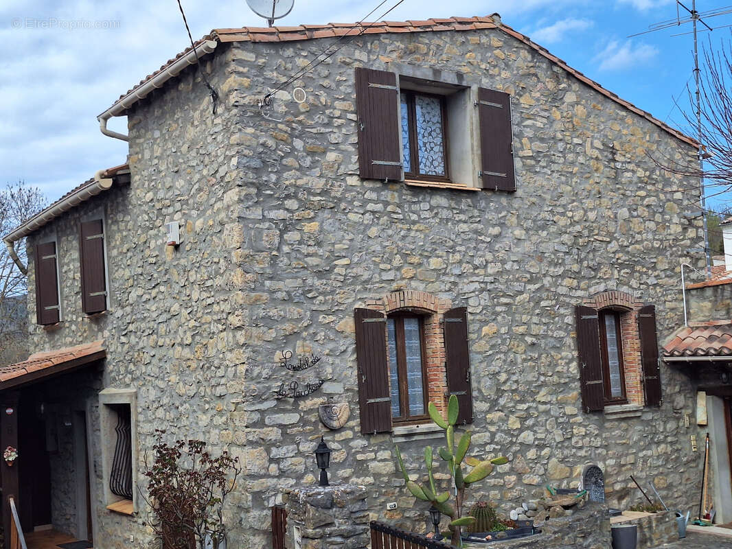 Maison à ANTUGNAC