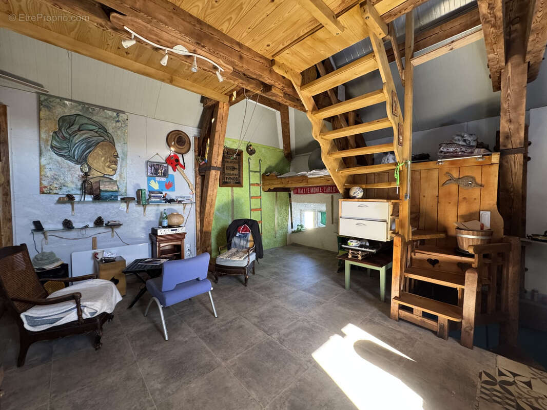 Appartement à YSSINGEAUX