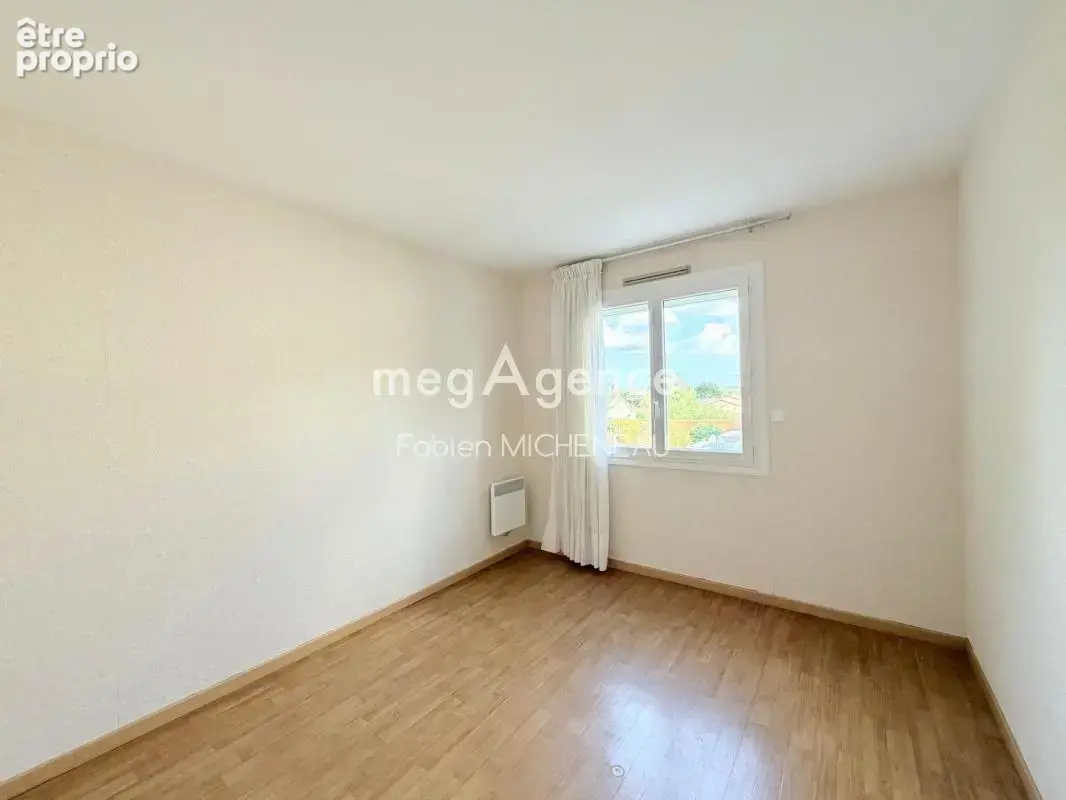 Maison Cholet La Cormetière - 118 m² - 5 Chambres - photo 12