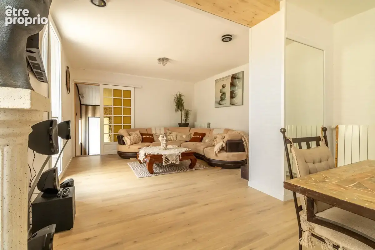 Saint-savinien, maison rénovée 120 m2, 3 chambres, jardin - photo 2