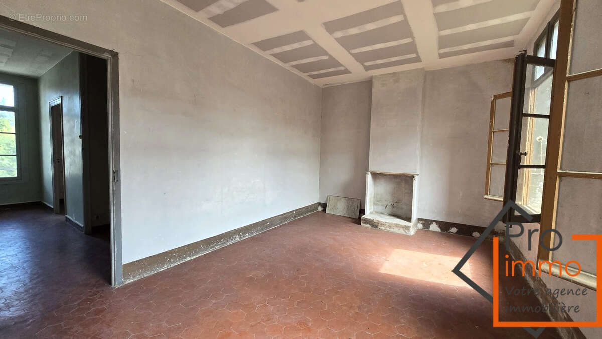 Maison de village, grange et jardin - photo 6