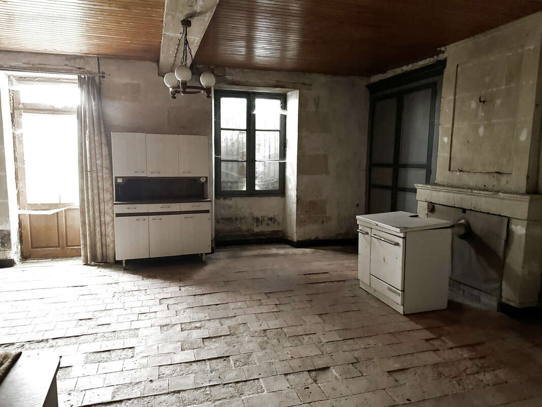 Maison à SAINT-CYR-LA-LANDE