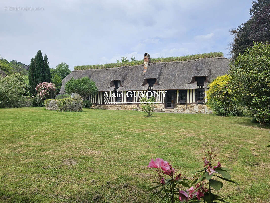 Maison à PONT-L'EVEQUE
