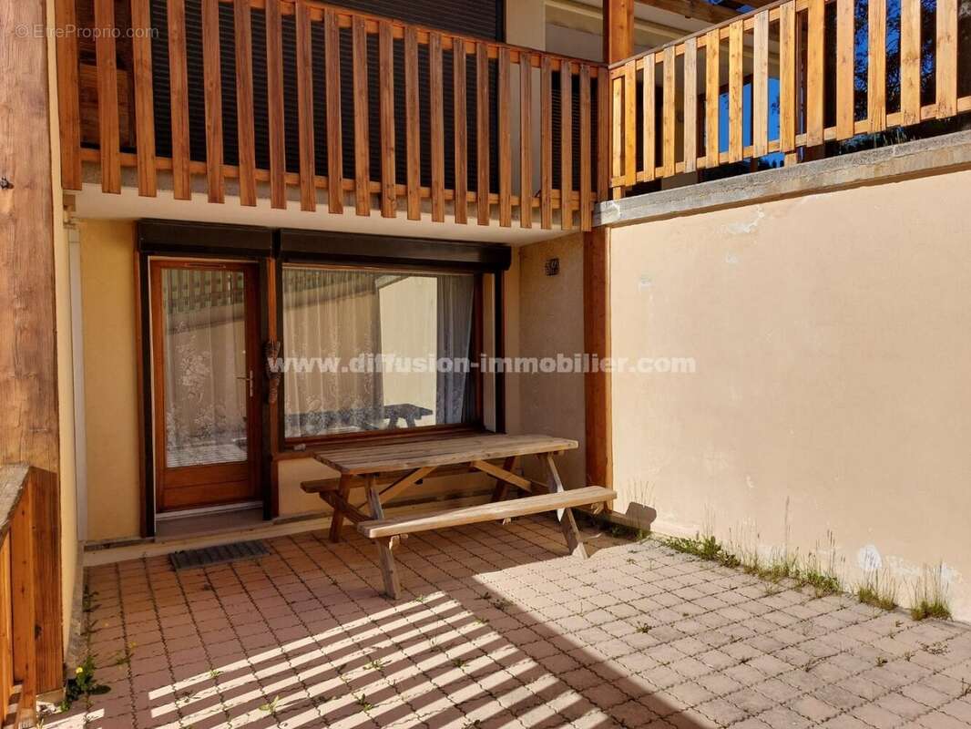 Appartement à LES THUILES