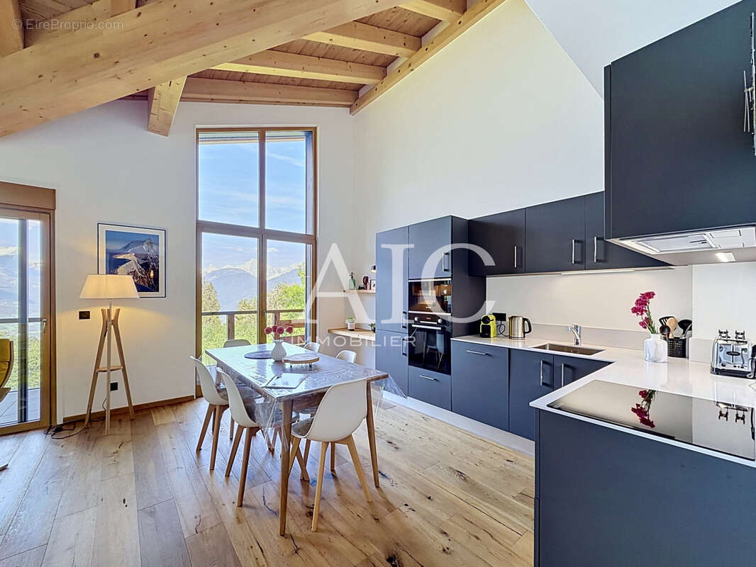 Appartement à COMBLOUX