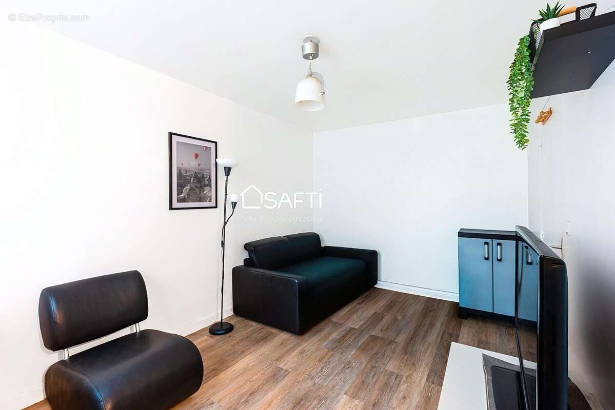 Photo 6 - Appartement à AUBERVILLIERS