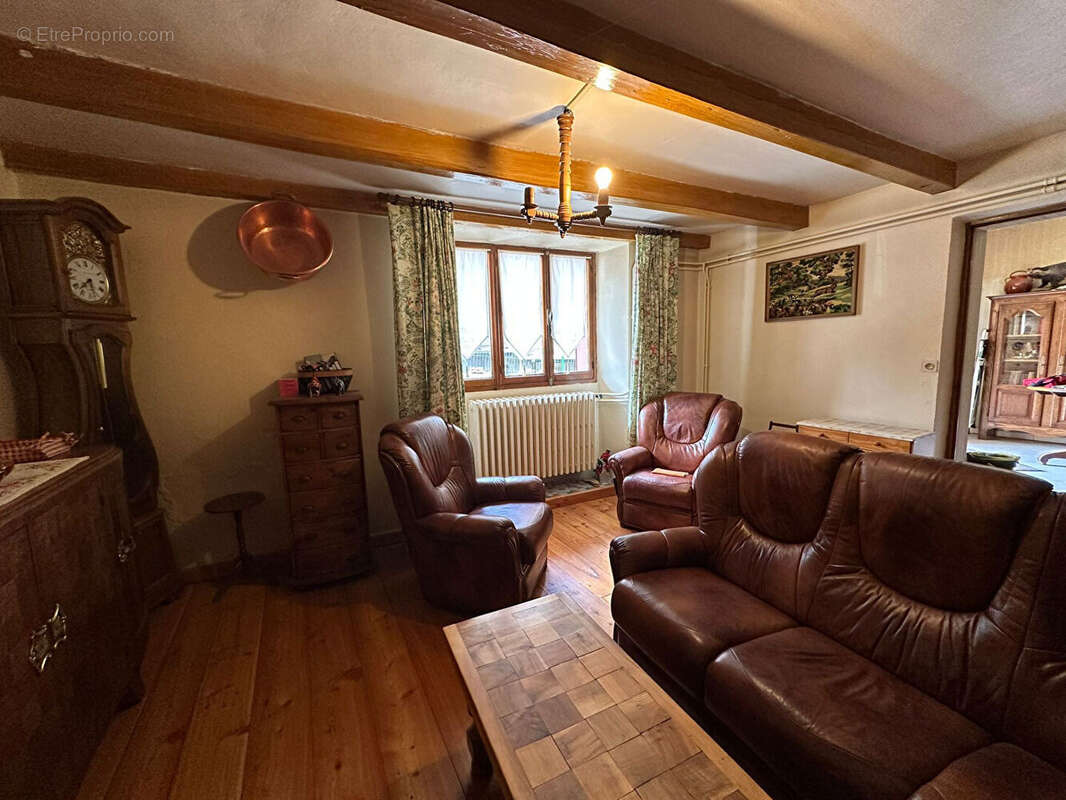 Appartement de caractère au coeur d'Arêches avec garage - photo 2
