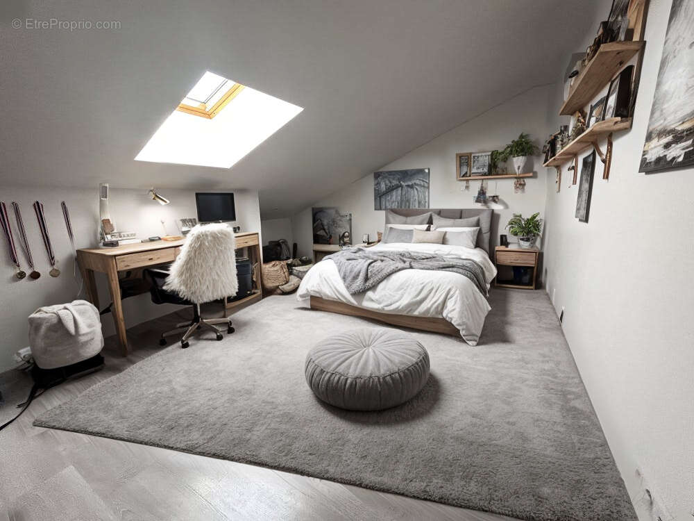 Maison à JUVIGNY-EN-PERTHOIS