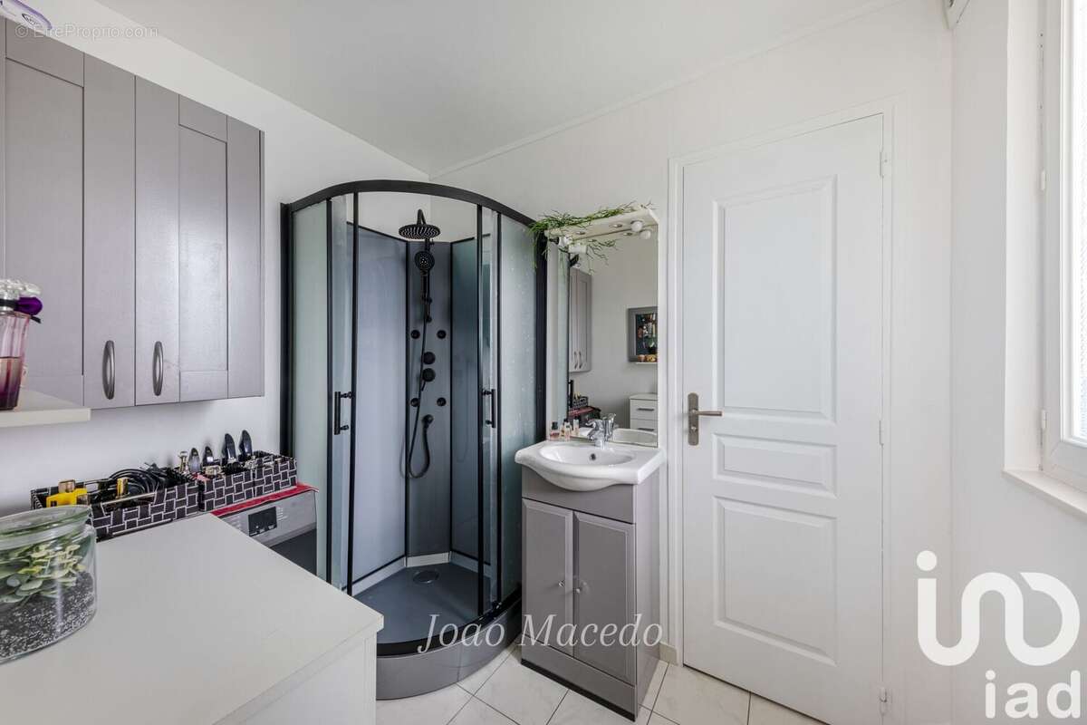 Photo 8 - Appartement à PIERRELAYE