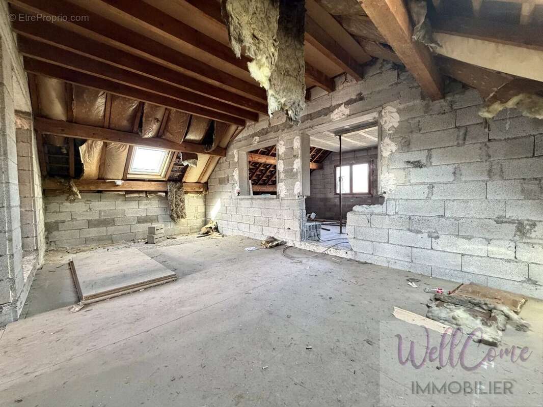 Appartement à GRESY-SUR-AIX