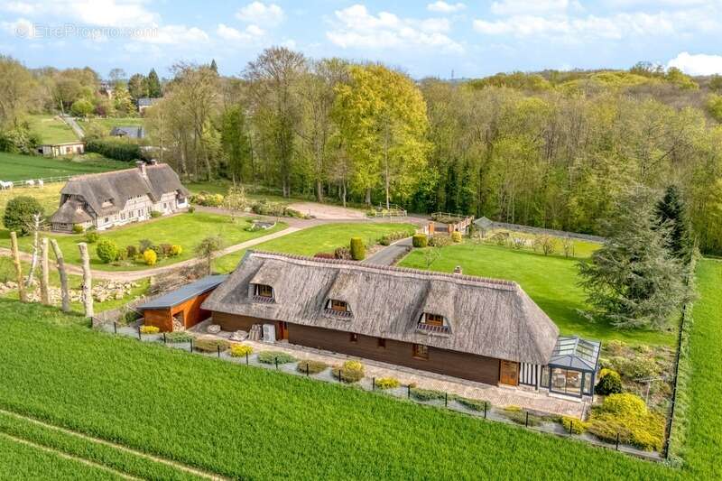  Chaumière de caractère – 200 m² – Environnement privilégié à proximité de Saint-Romain-de-Colbosc - photo 11