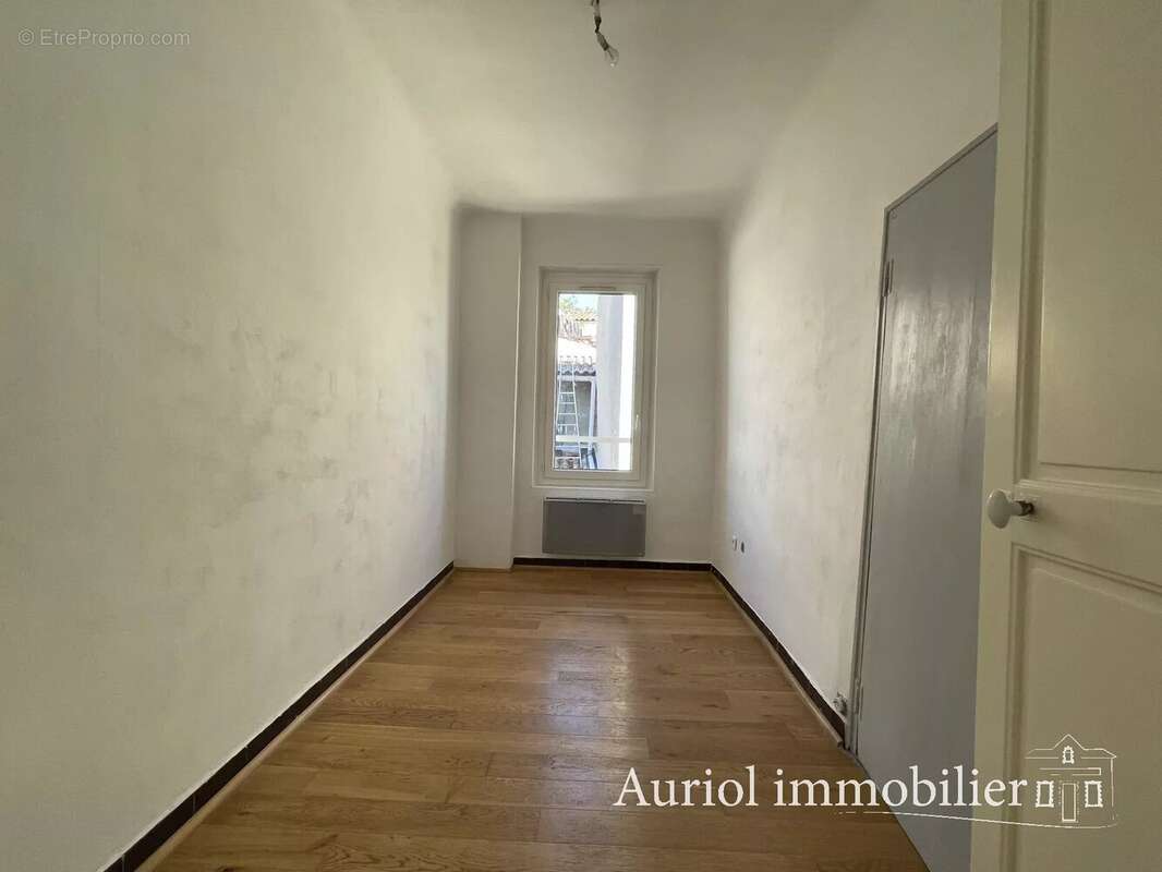 Appartement à AURIOL