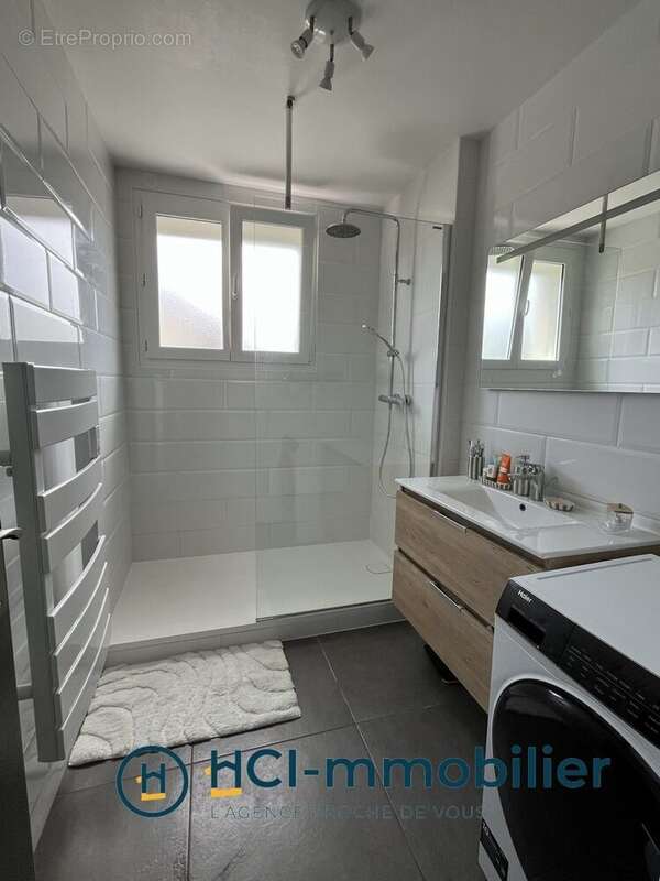 Appartement 79 m² à Saint-Remy  - photo 7