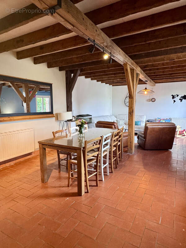 Maison à ANGLESQUEVILLE-L'ESNEVAL