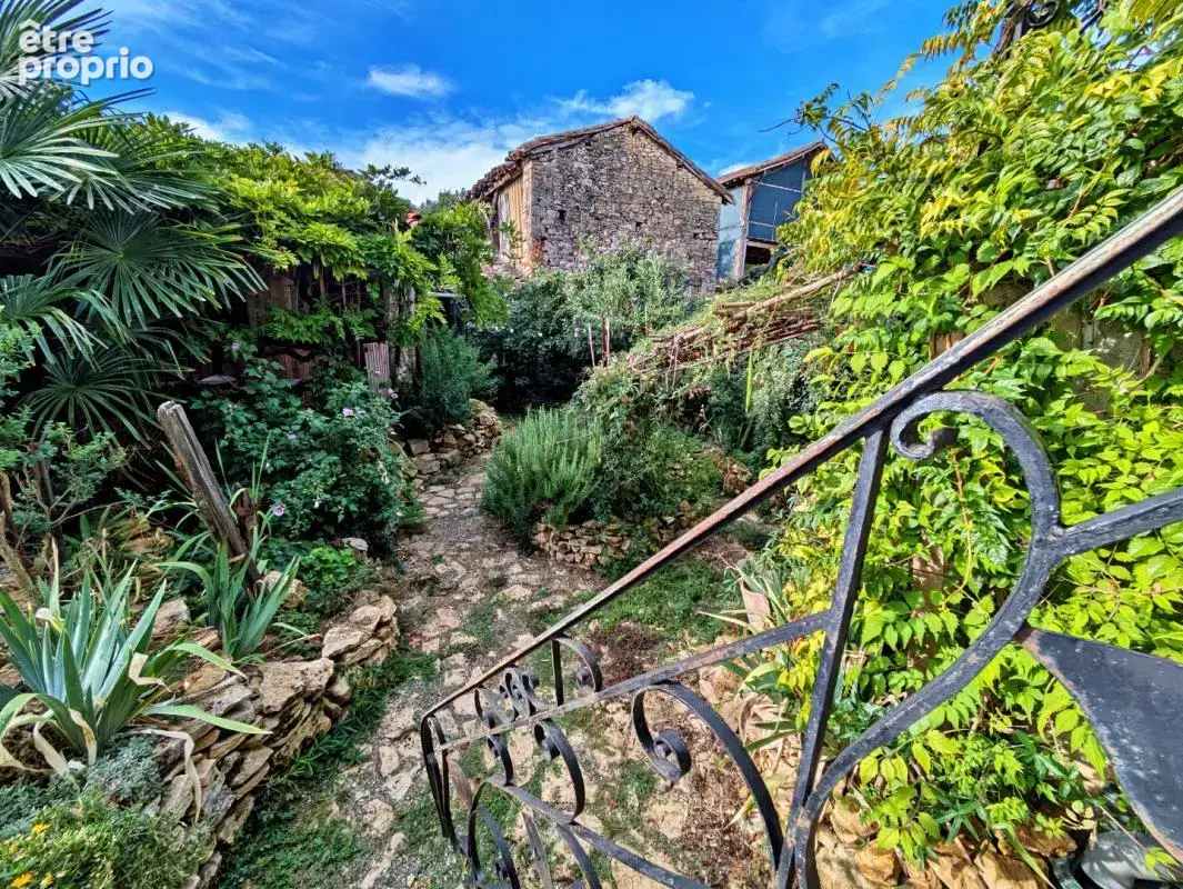 Maison 8 pièces / 220 m² / 239 900 EUR / AUZAS - photo 7