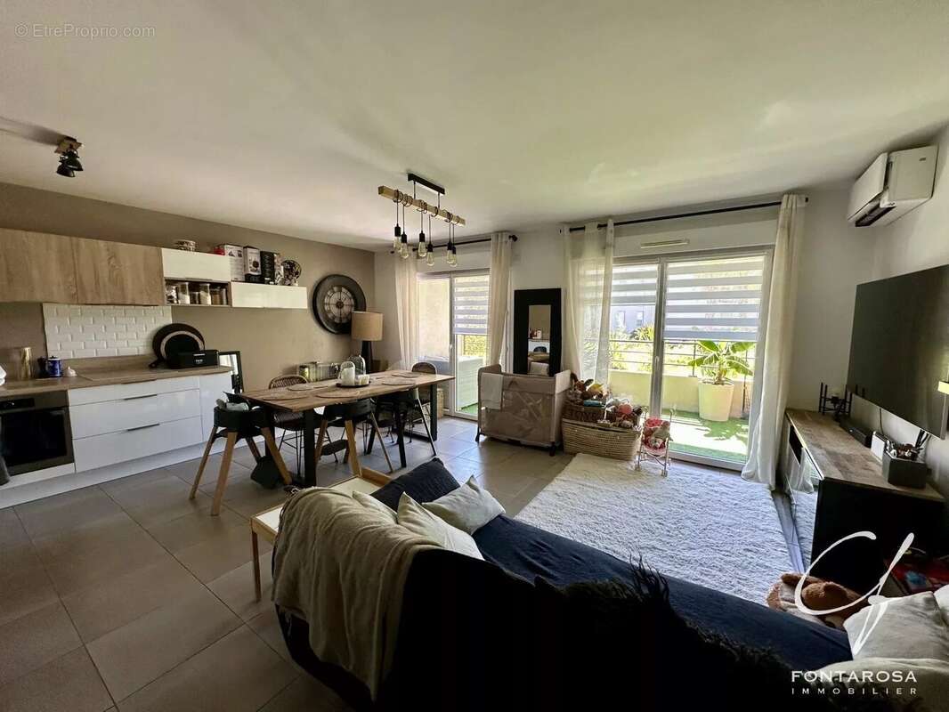 Appartement à FREJUS