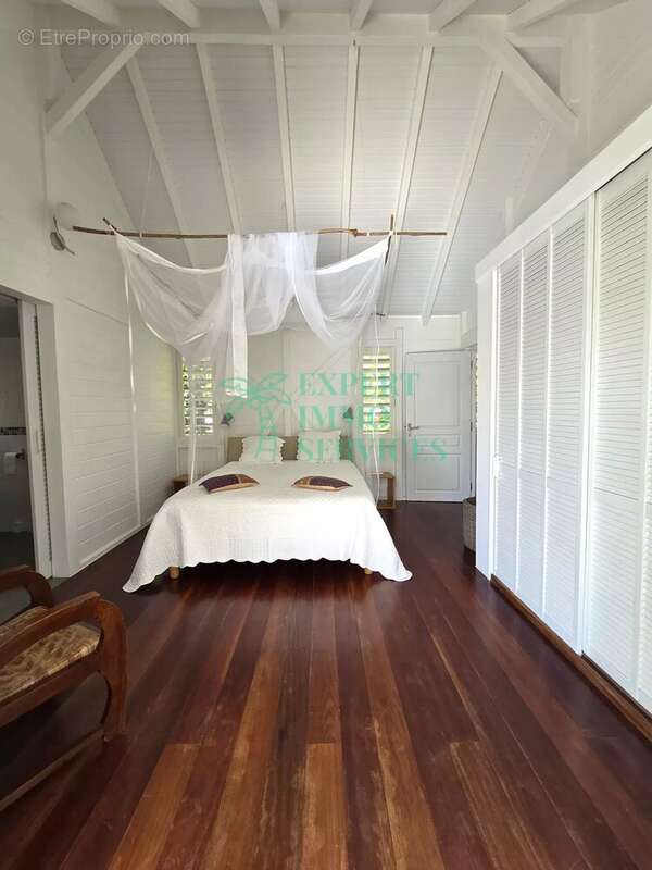 Maison à CAPESTERRE-DE-MARIE-GALANTE