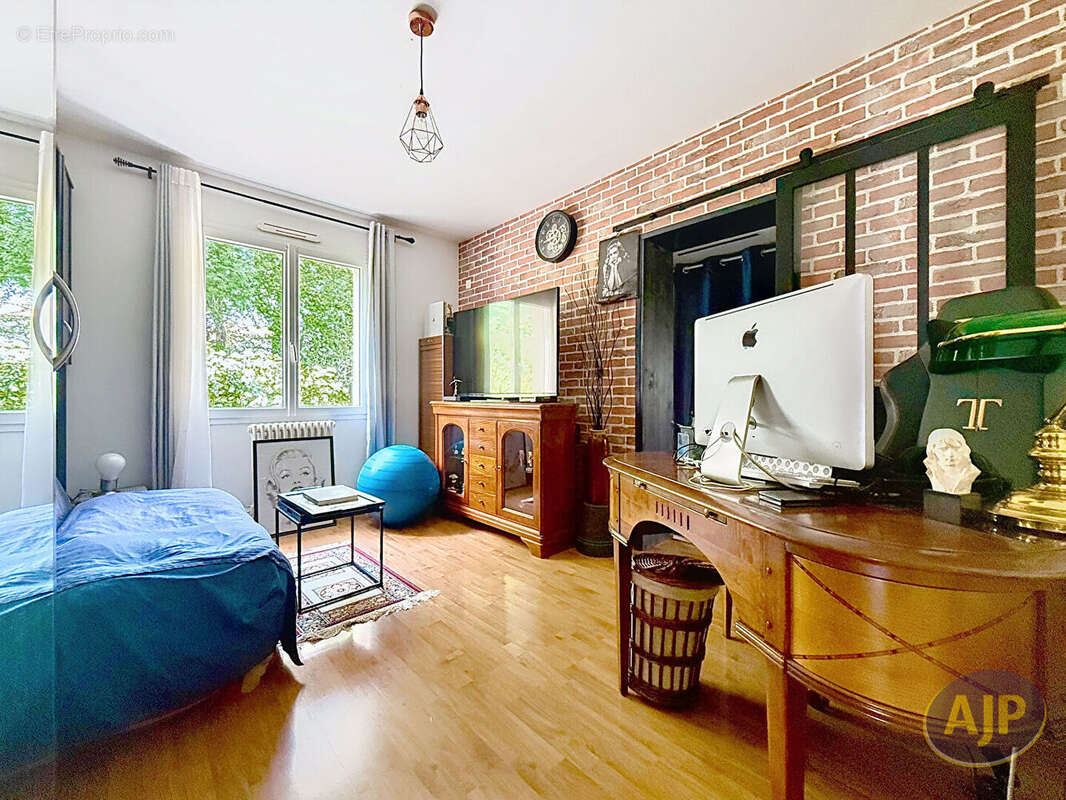 Maison Port Saint Pere 6 pièce(s) 130 m2 - photo 5