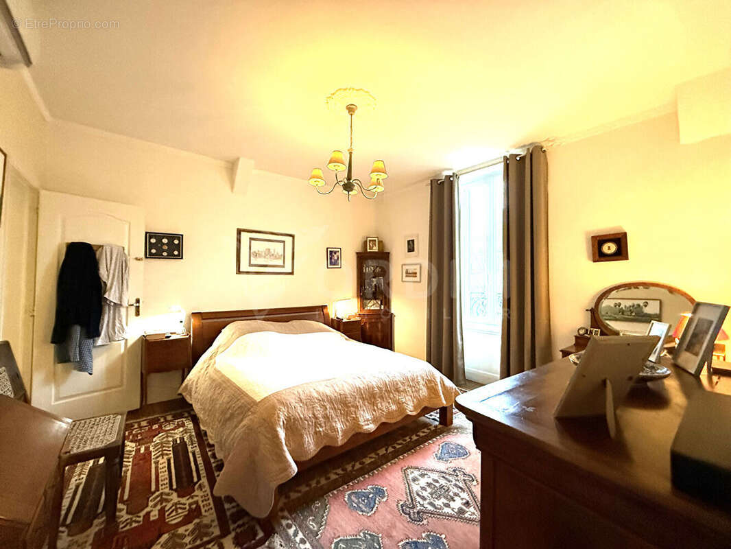 Maison à COSNE-COURS-SUR-LOIRE