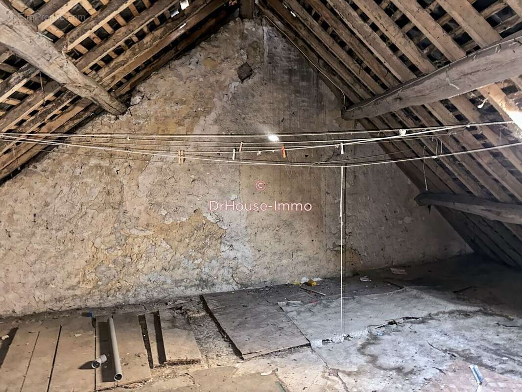 Maison 58 m² à Saint-Germain-De-La-Coudre  - photo 8