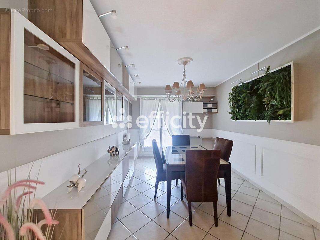 Appartement à SAINT-GRATIEN