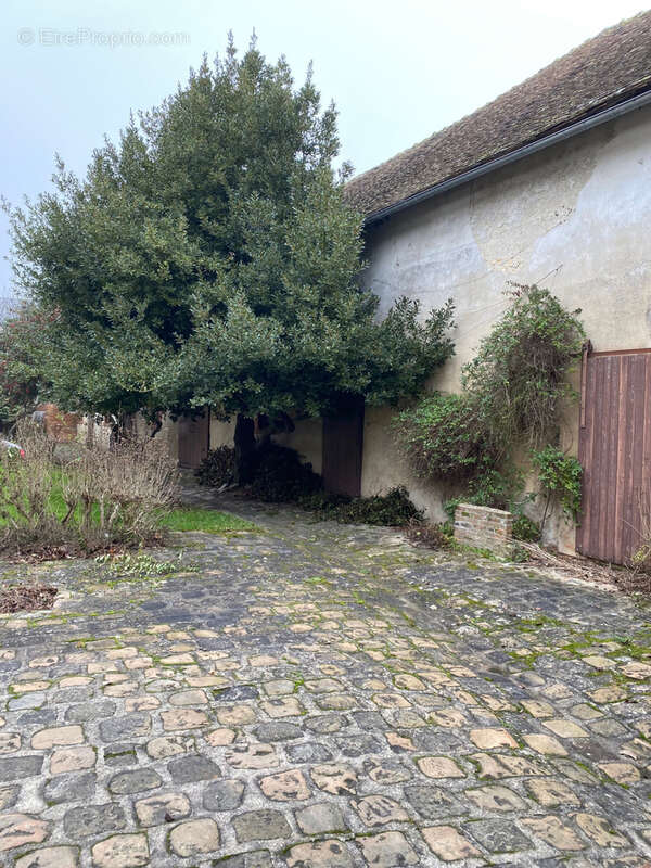 Maison à MONTEREAU-FAULT-YONNE