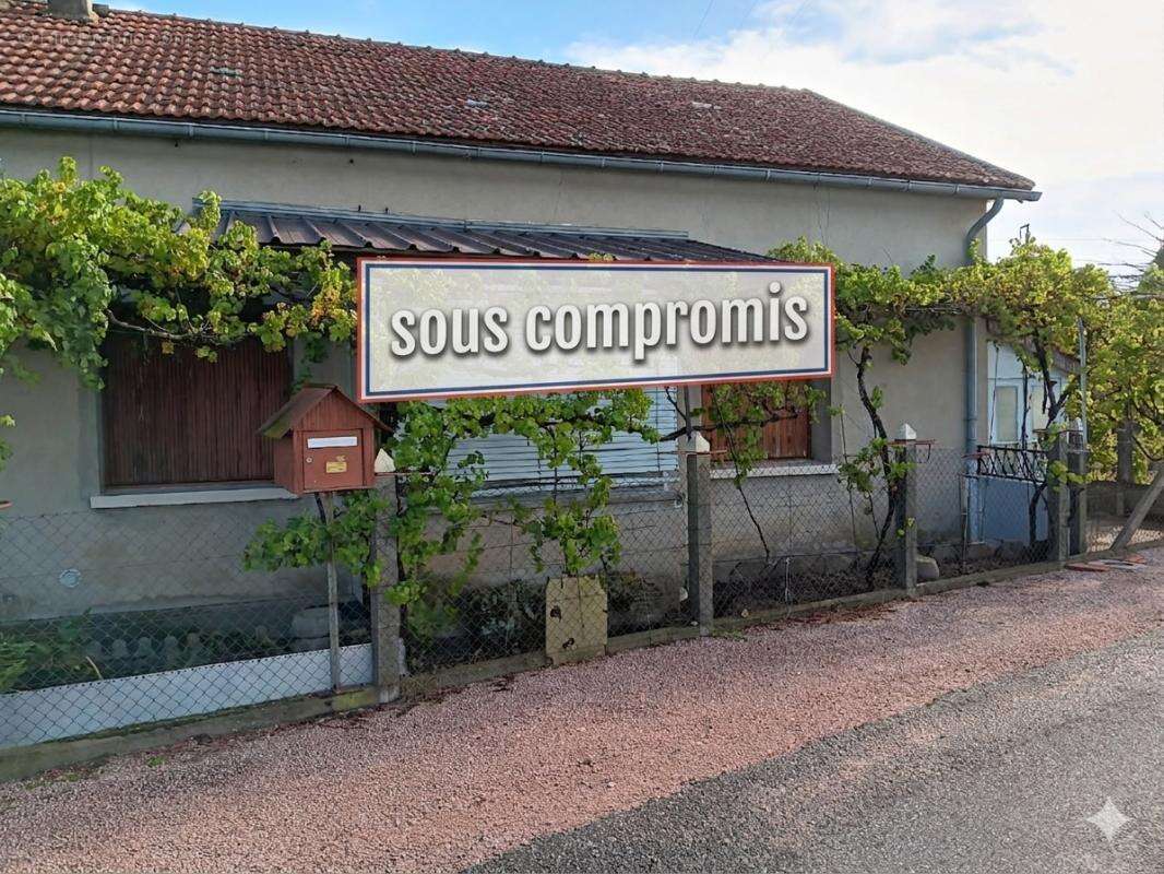 Maison à VARENNES-SUR-ALLIER