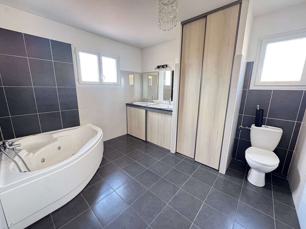 Maison à VILLELONGUE-DE-LA-SALANQUE