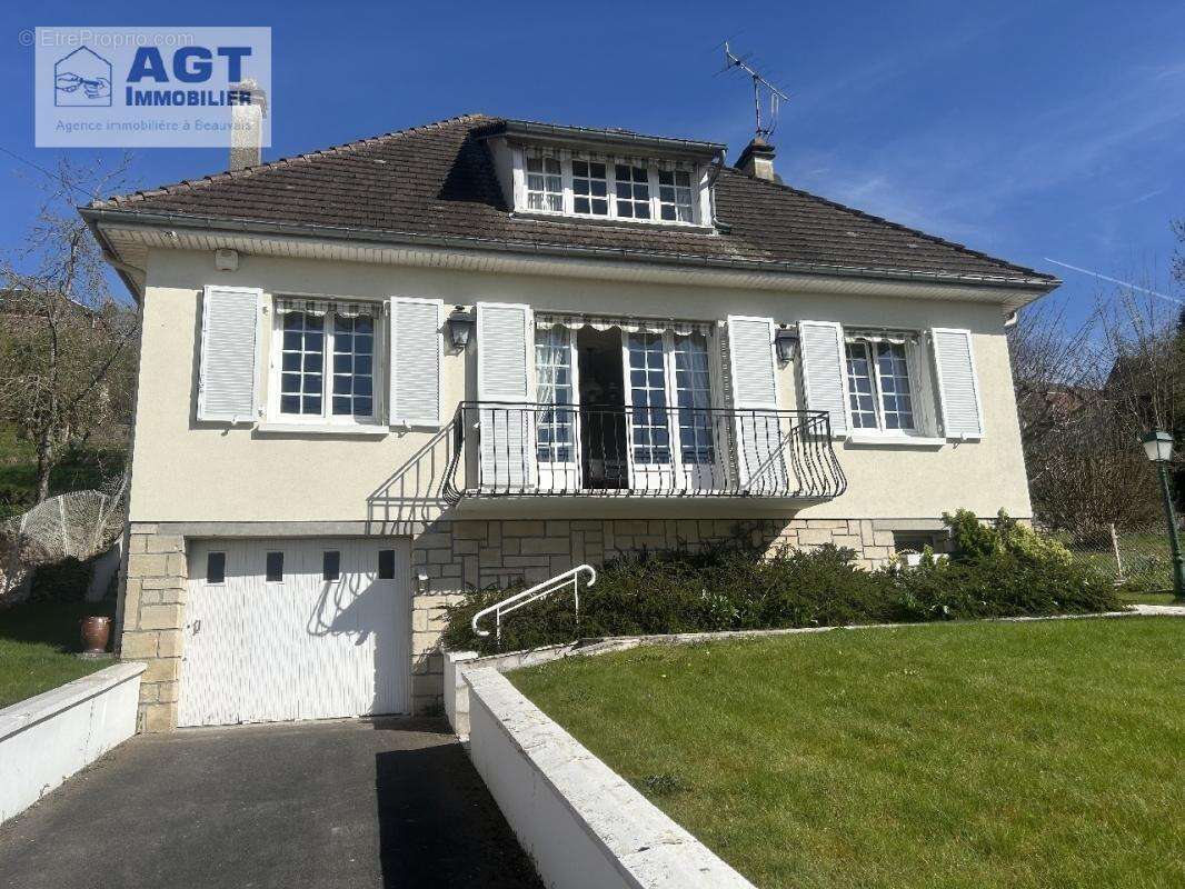 Maison à BEAUVAIS