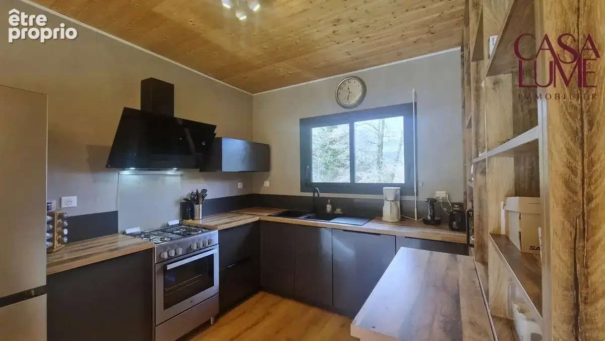 Maison + 2 gîtes et 6300 m² de terrain - photo 8