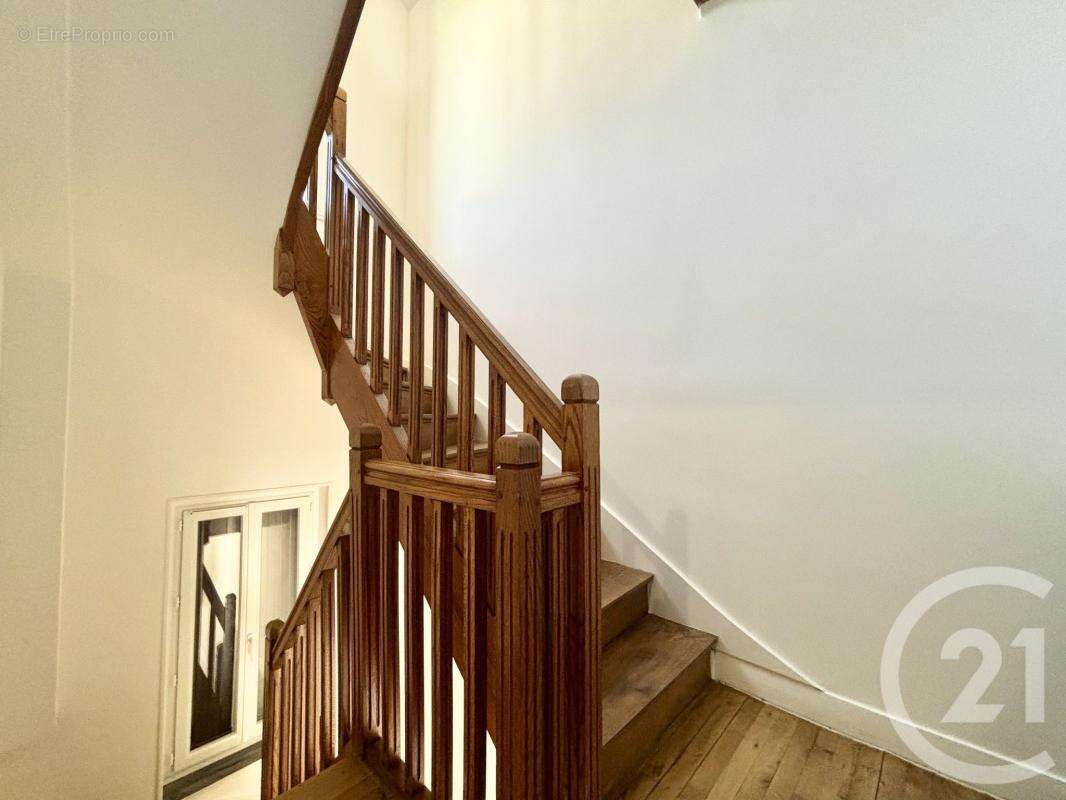 Maison 125 m² à Panazol  - photo 6